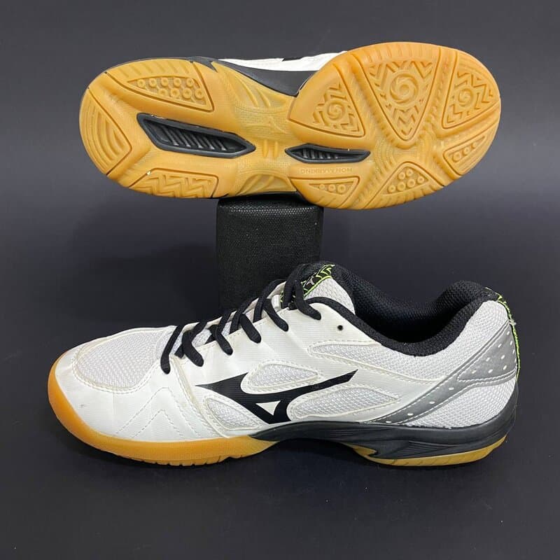 کفش اورجینال میزانو مدل - Cyclone Speed 2