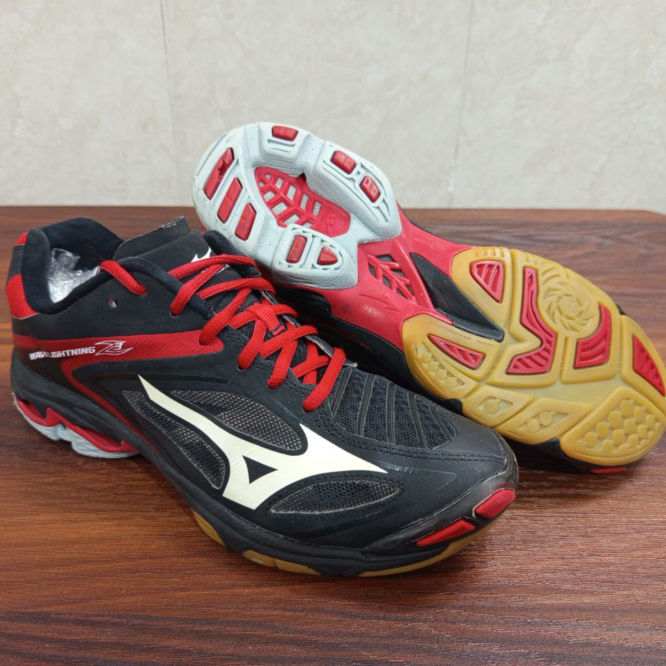 کفش اورجینال میزانو مدل - Wave Lightning Z3